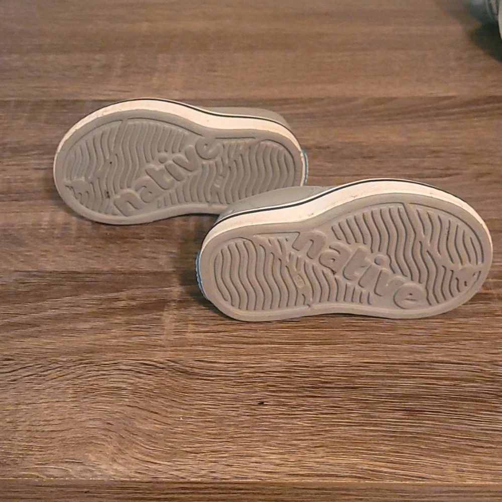 Native Shoes reposhing this